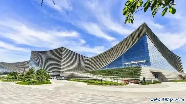 消夏大餐、潮玩失业……副中心推出暑期宠客“十五条”!超多精彩等你来~